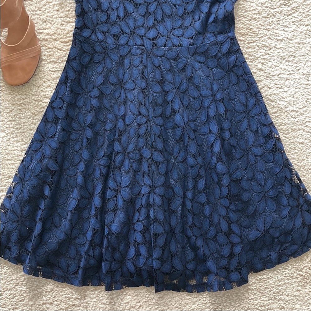 Navy Blue Lace Short Sleeve Dress - Picture 8 of 9